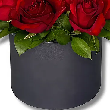 Garhoud flowers  -  Elegant Red Roses Bouquet Flower Bouquet/Arrangement