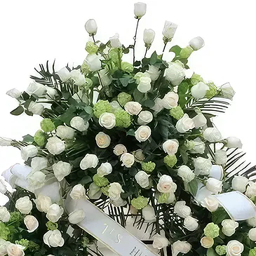 Cala Llonga flowers  -  Serenity Tribute Crown Flower Bouquet/Arrangement