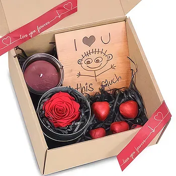 United Arab Emirates flowers  -  Love Everlasting Gift Box Flower Delivery