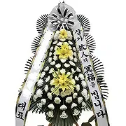Gahoe-myeon online Florist - White  Wreath  Bouquet