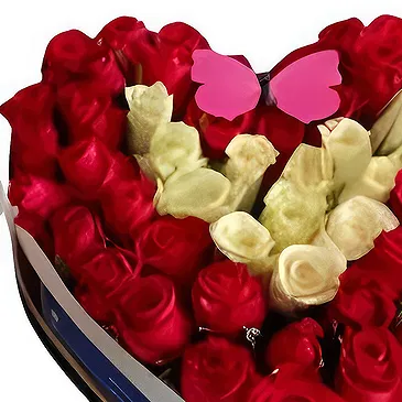 Kenya flowers  -  Gladly Gifted Flower Bouquet/Arrangement