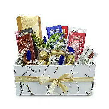 Tarut Blumen Florist- Pralinen-Korb Bouquet/Blumenschmuck