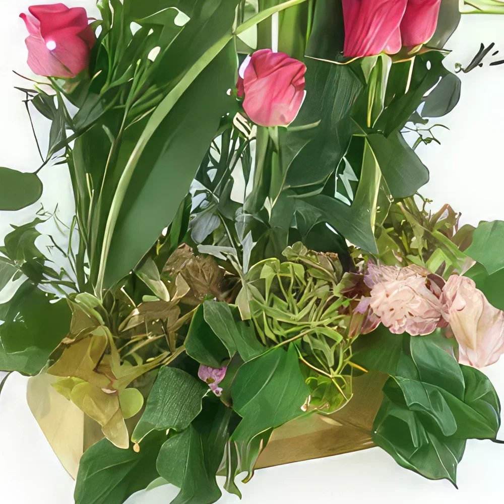 Pau-virágok- Virágkötészeti rózsaszín és zöld Salvador Virágkötészeti csokor