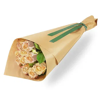 Norway flowers  -  Fresh Apricot Roses in a Beautiful Arrangemen Flower Delivery