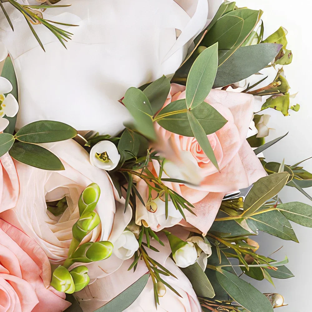 Lille blomster- Pink & White Florist Surprise Bouquet Blomsterarrangementer bukett