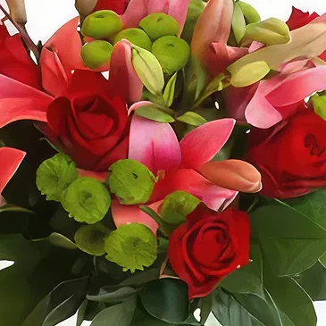 Malta flowers  -  Red  Arrangement  Flower Bouquet/Arrangement