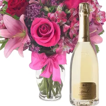 Case Lunghe flowers  -  Pink Bouquet with Bottle of White Wine Flower Bouquet/Arrangement