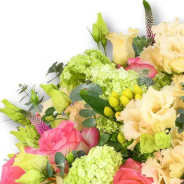 Garhoud flowers  -  Garden Bouquet in Peach, Orange & Yellow Flower Bouquet/Arrangement