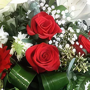 Mira flowers  -  Full of Love Flower Bouquet/Arrangement