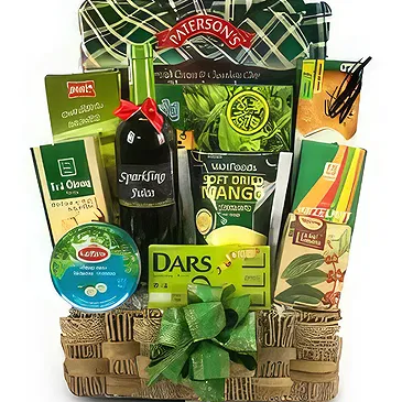 Hội An flowers  -  Rememberable Gift Basket Flower Bouquet/Arrangement