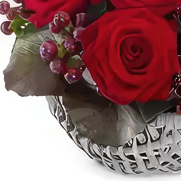 Budapest flowers  -  HEARTBEAT FLOWER BASKET Flower Bouquet/Arrangement