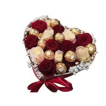 Braga flowers  -  Christmas Heart Flower Delivery
