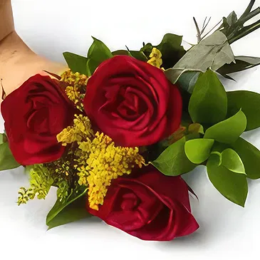 Chile flowers  -  Arrangement of 3 Red Roses and Teddybear Flower Bouquet/Arrangement