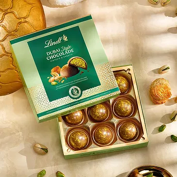 Riga-virágok- Lindt Dubai stílusú luxus levélszekrény csoko Virágkötészeti csokor