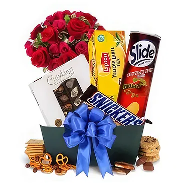 Cung Kiệm flowers  -  Spotlight Gift Basket Flower Bouquet/Arrangement