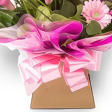 Palia Ampelia flowers  -  Valentine's Gift Flower Bouquet/Arrangement