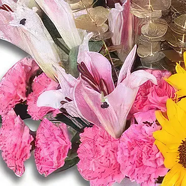Garhoud flowers  -  Single statement Flower Bouquet/Arrangement