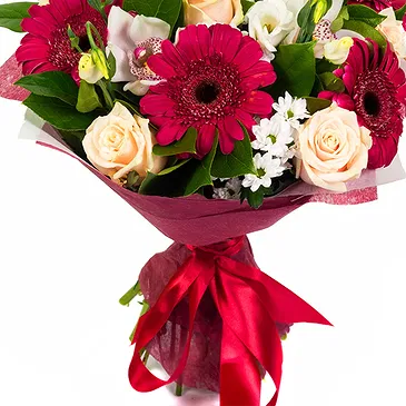 Italy flowers  -  Bouquet with light roses, Gerberas, Lisianthu Flower Bouquet/Arrangement