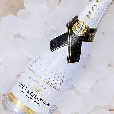 Amsterdam Blumen Florist- Moet & Chandon Ice Imperial Champagner-Gesche Bouquet/Blumenschmuck