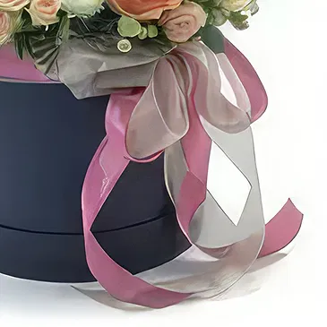 Budapest flowers  -  CURIOSITY - FLOWER BOX Flower Bouquet/Arrangement