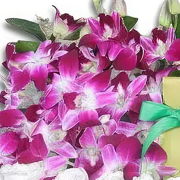 Garhoud flowers  -  Pink & White Flower Bouquet/Arrangement