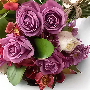 Santa Maria flowers  -  Bouquet of Field Flowers in Pink Tones Flower Bouquet/Arrangement
