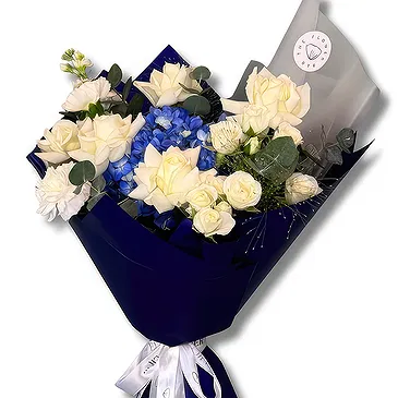 Garhoud flowers  -  Premium White Roses and Blue Hydrangeas Flower Bouquet/Arrangement