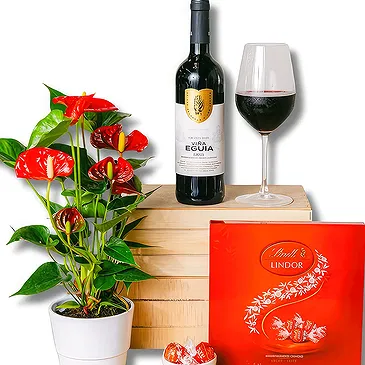 Weiler in den Bergen flowers  -  Red Hearts Flower Bouquet/Arrangement