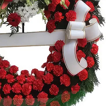 Alla andra städer blommor- Elfenben Embrace Sympatikrans Bukett/blomsterarrangemang