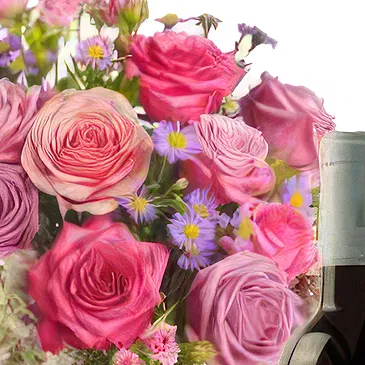 Osidda flowers  -  Bouquet with Bottle of Red Wine Flower Bouquet/Arrangement