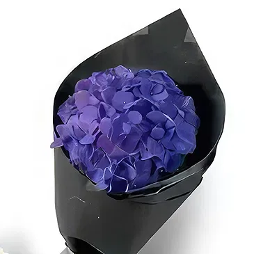 Bani Yas City flowers  -  Royal with Red Flower Bouquet/Arrangement