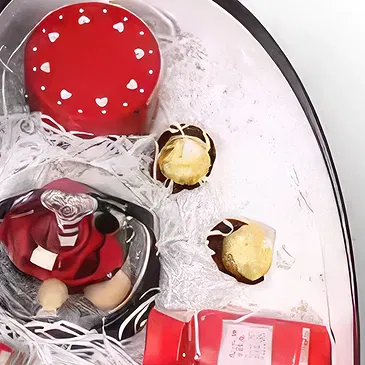 Dubai flowers  -  Scented Love Gift Box Flower Bouquet/Arrangement