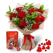 Belopopci Online Blumenhändler - Lindor Pralinen und ein Blumenstrauß Blumenstrauß