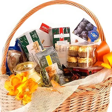 Gacko flowers  -  Deluxe Body Care Gift Basket Flower Bouquet/Arrangement