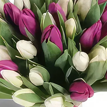 fleuriste fleurs de Hauteurs de Barsha- Amour doux Bouquet/Arrangement floral