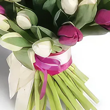 fleuriste fleurs de Hauteurs de Barsha- Amour doux Bouquet/Arrangement floral