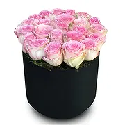 Adma online Florist - Kisses Of Love Bouquet