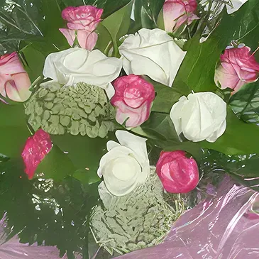 Malta flowers  -  white Love Flower Bouquet/Arrangement