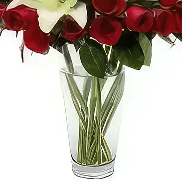 Ad Dilam blomster- Roser og liljer Blomsterarrangementer bukett