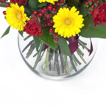 fiorista fiori di Ficarazzi- Bouquet di Gerbere Gialle e Rosoni Rosso-Aran Bouquet floreale