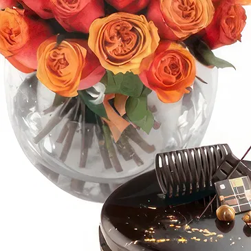 Osidda flowers  -  Bouquet of Orange Roses with Chocolate Cake Flower Bouquet/Arrangement
