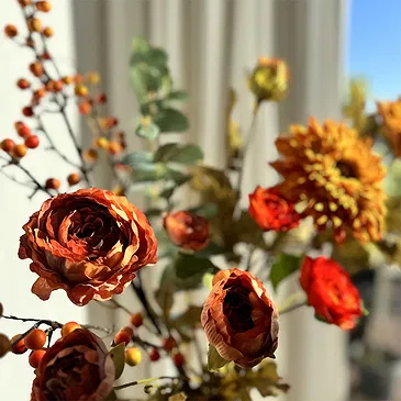 Halta blomster- Solrik bukett Blomsterarrangementer bukett