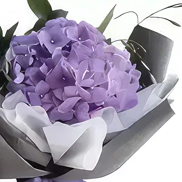 Garhoud flowers  -  The Purple Art Flower Bouquet/Arrangement