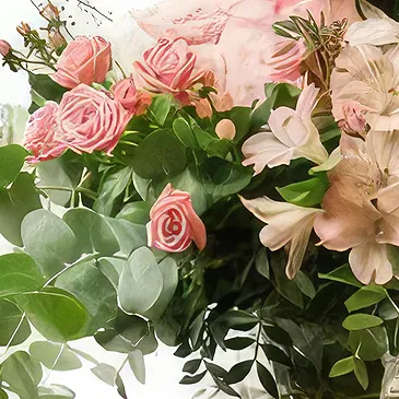 Cala Llonga flowers  -  Different Touch Flower Bouquet/Arrangement
