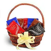 Buangkok online Florist - Love-filled Gifts Bouquet