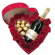 Benalmadena online Florist - Red Love Bouquet