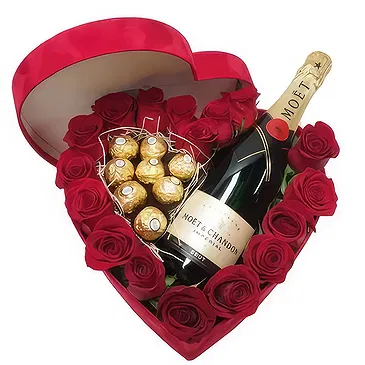Benalmadena flowers  -  Red Love Flower Bouquet/Arrangement