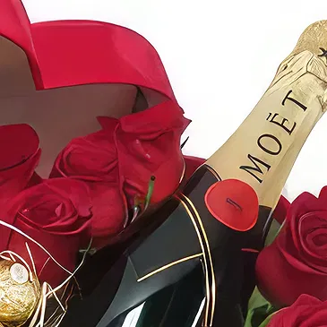 Benalmadena flowers  -  Red Love Flower Bouquet/Arrangement