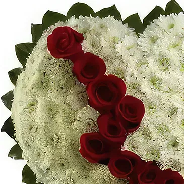 Coatzingo flowers  -  Red Roses Heart Wreath  Flower Bouquet/Arrangement