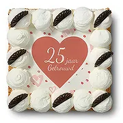 Schoondijke online Florist - Whipped cream cake  Bouquet